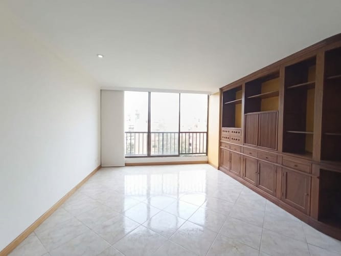 Apartamento de 3 alcobas en arriendo en El Poblado, Medellín, 121 m² · foto 17 de 19