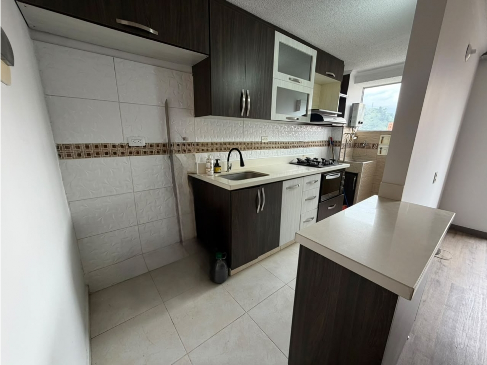 Apartamento en Arriendo en Loma de los bernal, Medellín