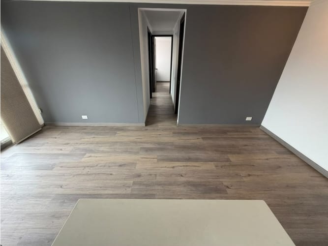 Apartamento de 3 alcobas en arriendo en Loma De Los Bernal, Medellín, 70 m² · foto 3 de 19