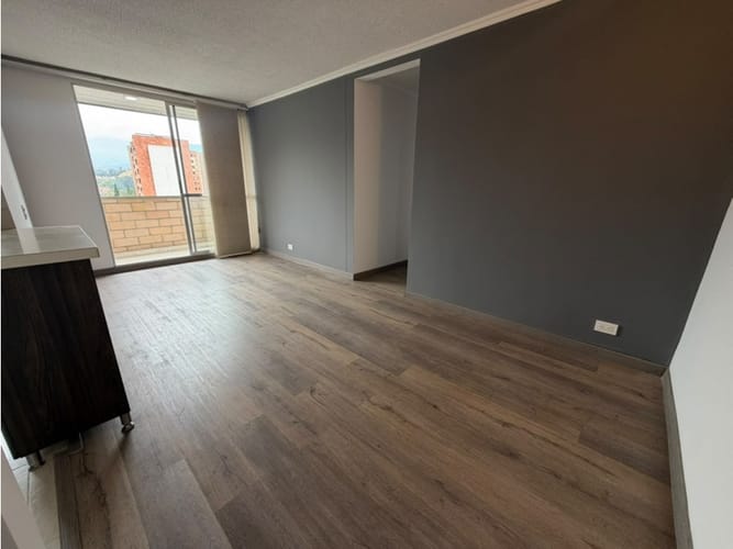 Apartamento de 3 alcobas en arriendo en Loma De Los Bernal, Medellín, 70 m² · foto 4 de 19