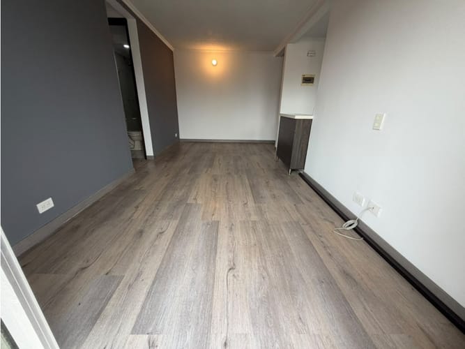 Apartamento de 3 alcobas en arriendo en Loma De Los Bernal, Medellín, 70 m² · foto 5 de 19