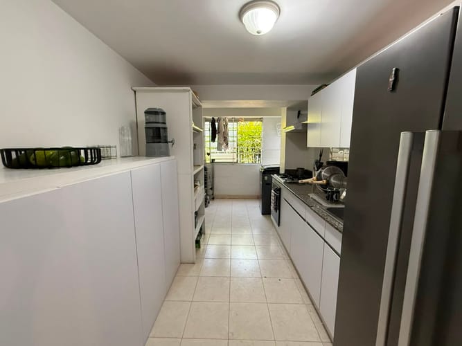 Apartamento de 2 alcobas en arriendo en Los Balsos, Medellín, 83 m² · foto 3 de 20
