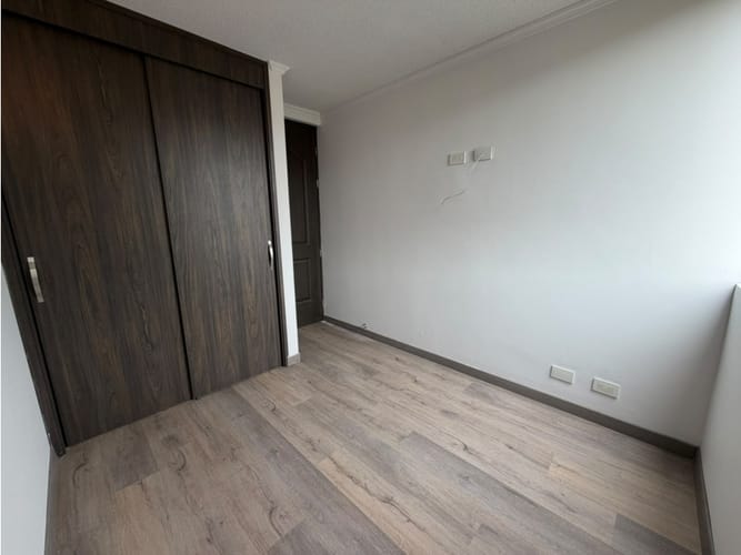 Apartamento de 3 alcobas en arriendo en Loma De Los Bernal, Medellín, 70 m² · foto 16 de 19