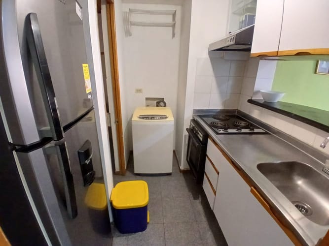 Apartaestudio en arriendo en Astorga, Medellín, 48 m² · foto 2 de 10
