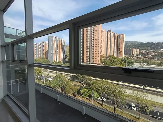Consultorio en arriendo en Niquia, Bello, 34 m² · foto 4 de 12