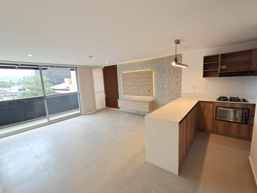 Apartamento en Arriendo en Ciudad del Río, Medellín