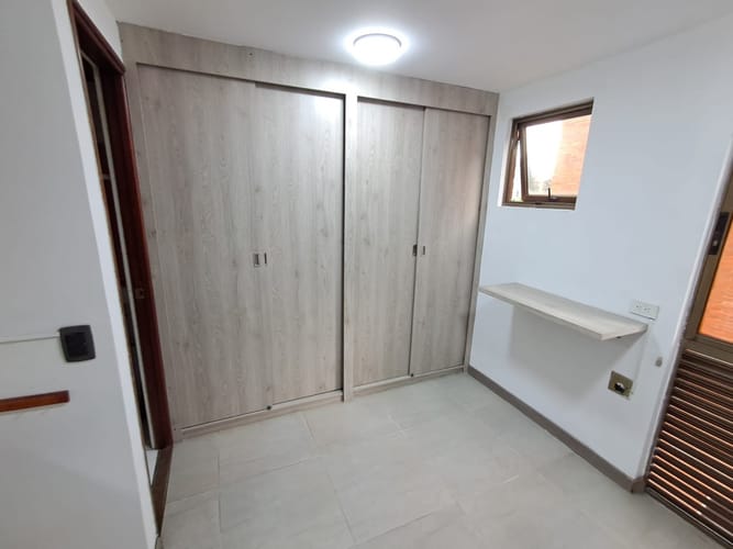 Apartamento de 2 alcobas en arriendo en Patio Bonito, Medellín, 82 m² · foto 6 de 17