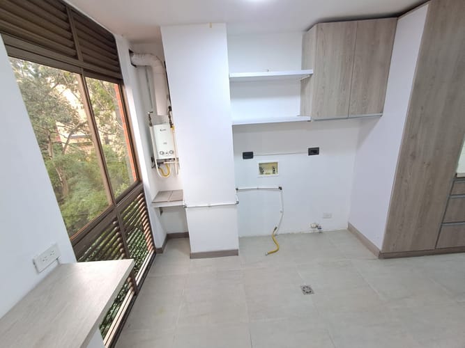 Apartamento de 2 alcobas en arriendo en Patio Bonito, Medellín, 82 m² · foto 7 de 17