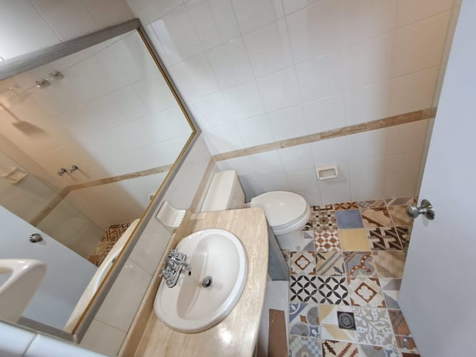 Apartamento de 2 alcobas en arriendo en Patio Bonito, Medellín, 82 m² · foto 10 de 17