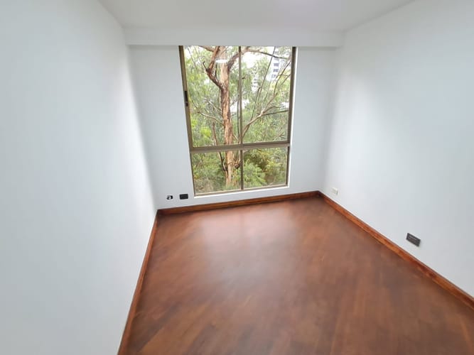 Apartamento de 2 alcobas en arriendo en Patio Bonito, Medellín, 82 m² · foto 11 de 17