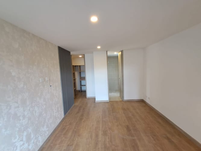 Apartamento de 2 alcobas en arriendo en Ciudad Del Río, Medellín, 116 m² · foto 16 de 20