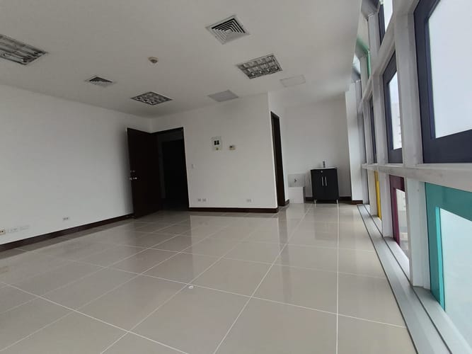 Consultorio en venta en Tequendama, Cali, 30 m² · foto 5 de 11