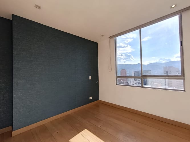Apartamento de 3 alcobas en arriendo en Las Lomas, Medellín, 170 m² · foto 8 de 20