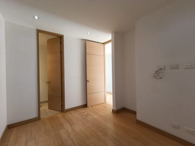 Apartamento de 3 alcobas en arriendo en Las Lomas, Medellín, 170 m² · foto 11 de 20