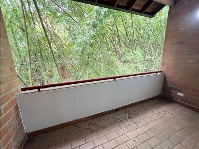 Casa de 3 alcobas en venta en La Frontera, Medellín, 280 m² · foto 19 de 24