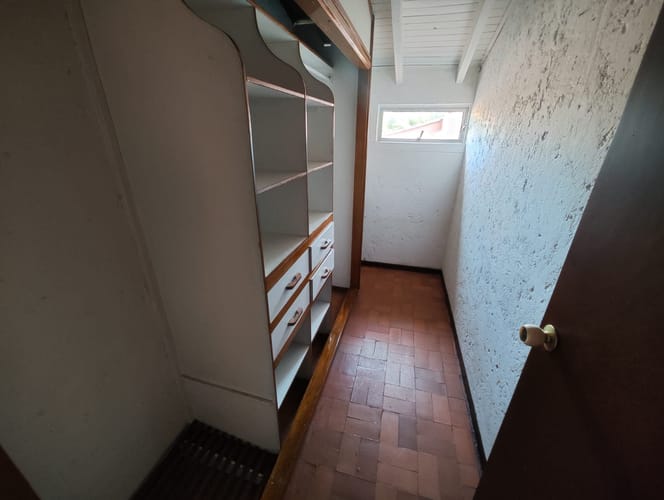 Apartamento de 3 alcobas en arriendo en El Poblado, Medellín, 234 m² · foto 7 de 18