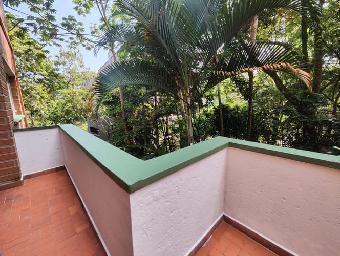 Apartamento de 3 alcobas en arriendo en El Poblado, Medellín, 234 m² · foto 11 de 18