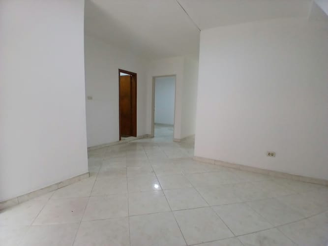Casa de 4 alcobas en arriendo en La Gloria, Medellín, 120 m² · foto 2 de 24