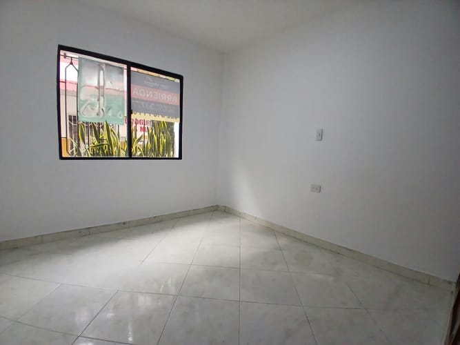 Casa de 4 alcobas en arriendo en La Gloria, Medellín, 120 m² · foto 5 de 24