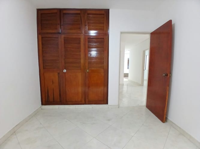 Casa de 4 alcobas en arriendo en La Gloria, Medellín, 120 m² · foto 7 de 24