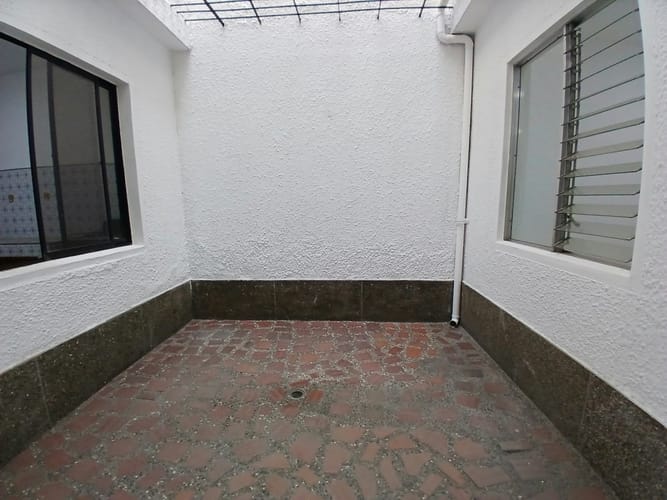 Casa de 4 alcobas en arriendo en La Gloria, Medellín, 120 m² · foto 12 de 24