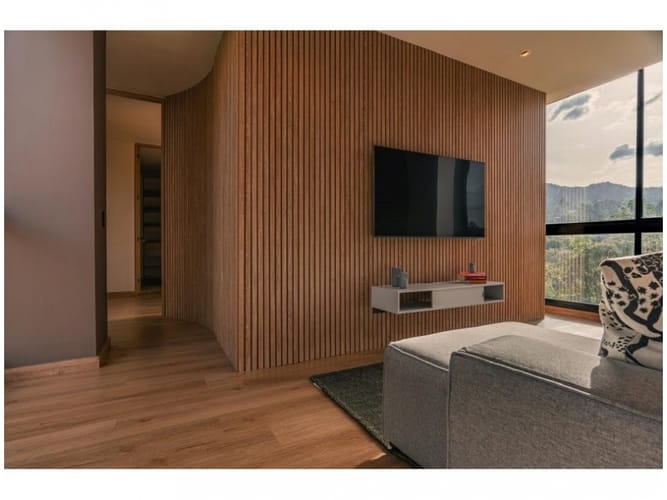 Casa de 3 alcobas en venta en Las Palmas, Envigado, 242 m² · foto 14 de 24