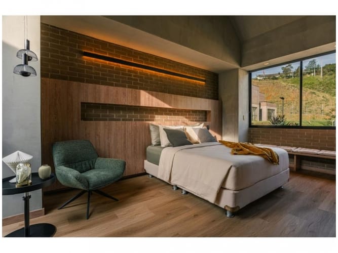 Casa de 3 alcobas en venta en Las Palmas, Envigado, 242 m² · foto 20 de 24