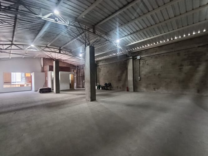 Bodega en arriendo en San Antonio De Prado, Medellín, 320 m² · foto 6 de 15