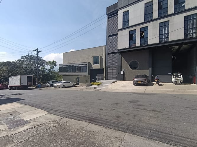 Bodega en arriendo en San Antonio De Prado, Medellín, 320 m² · foto 14 de 15