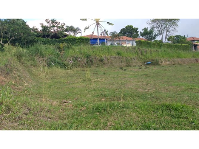 Lote en venta en Cerritos, Pereira, 3200 m² · foto 10 de 16