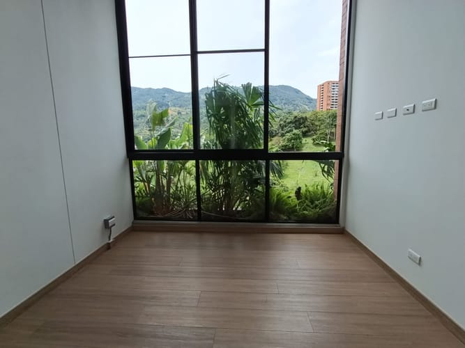 Apartamento de 2 alcobas en arriendo en Loma Del Escobero, Envigado, 74 m² · foto 13 de 13