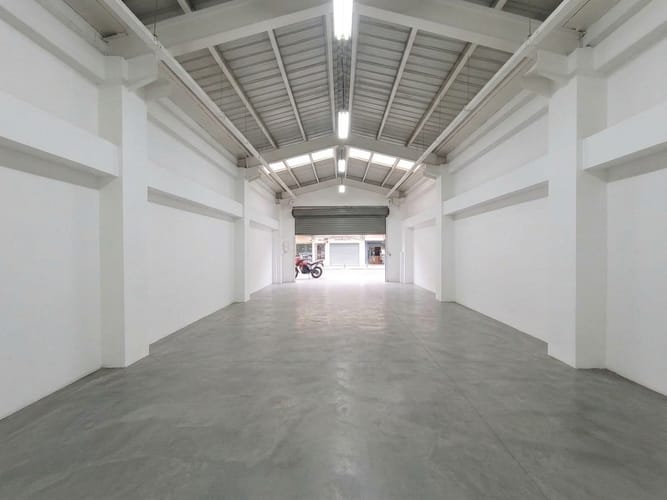 Bodega en arriendo en Zona Centro, Envigado, 340 m² · foto 9 de 10