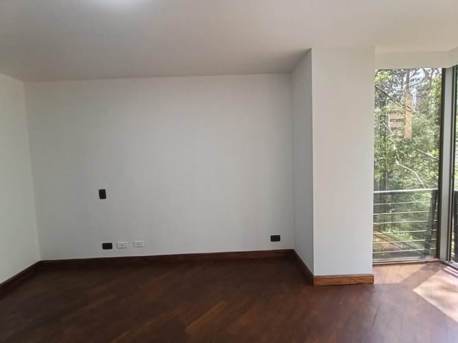 Apartamento de 2 alcobas en arriendo en Patio Bonito, Medellín, 82 m² · foto 11 de 20