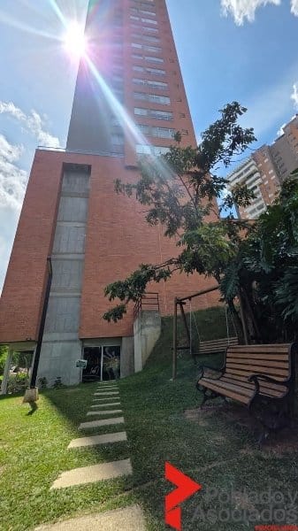 Apartamento de 3 alcobas en venta en Señorial, Envigado, 94 m² · foto 14 de 23