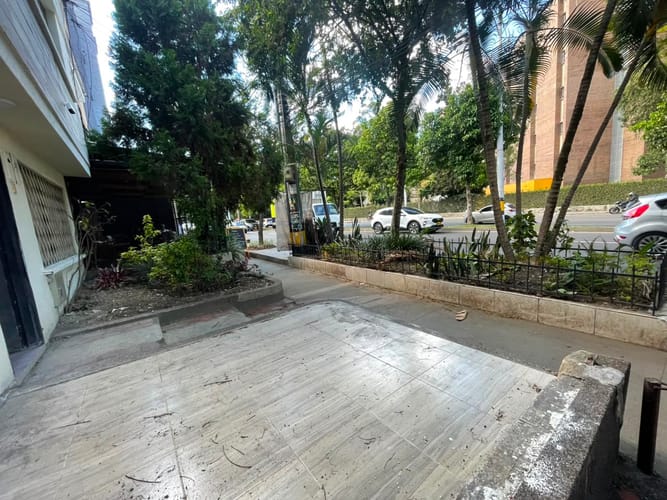 Local en arriendo en Laureles, Medellín, 24 m² · foto 9 de 10