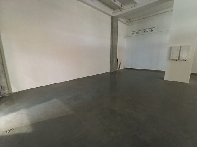 Local en arriendo en Caribe, Medellín, 57 m² · foto 2 de 9