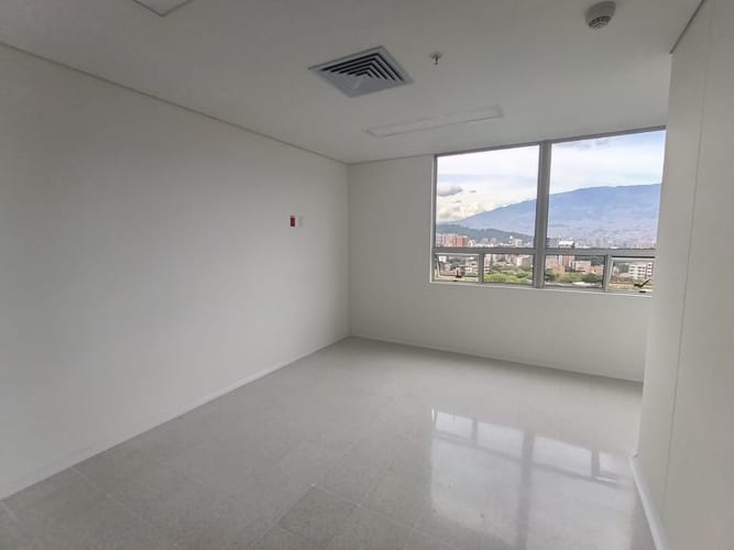 Consultorio en arriendo en Laureles, Medellín, 30 m² · foto 6 de 15
