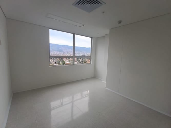 Consultorio en arriendo en Laureles, Medellín, 30 m² · foto 7 de 15