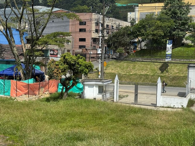 Lote en arriendo en Pueblo Viejo, La Estrella, 2167 m² · foto 2 de 9