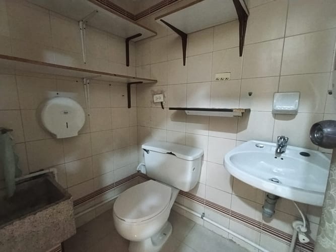 Local en arriendo en Vía Las Palmas, Medellín, 43 m² · foto 8 de 20