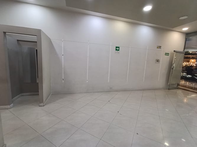 Local en arriendo en Vía Las Palmas, Medellín, 43 m² · foto 16 de 20