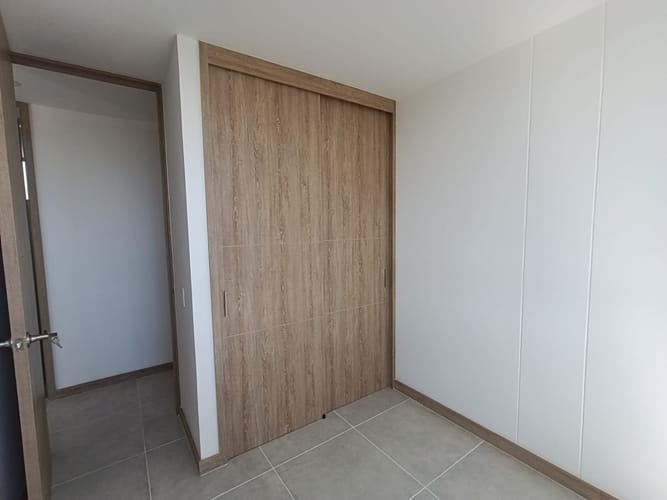 Apartamento de 3 alcobas en arriendo en Los Colegios, Rionegro, 105 m² · foto 13 de 17