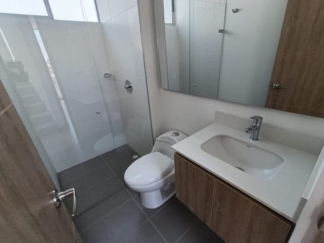 Apartamento de 3 alcobas en arriendo en Los Colegios, Rionegro, 105 m² · foto 14 de 17