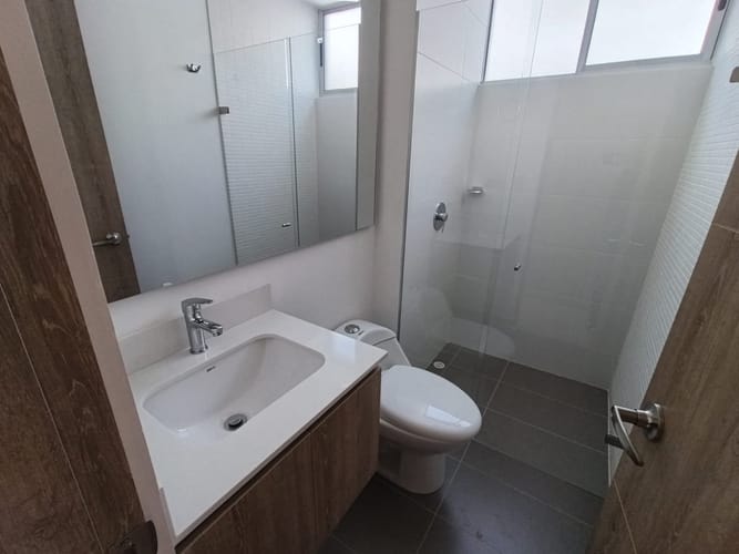 Apartamento de 3 alcobas en arriendo en Los Colegios, Rionegro, 105 m² · foto 15 de 17