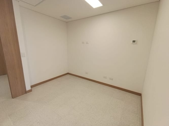 Consultorio en arriendo en Laureles, Medellín, 30 m² · foto 4 de 13