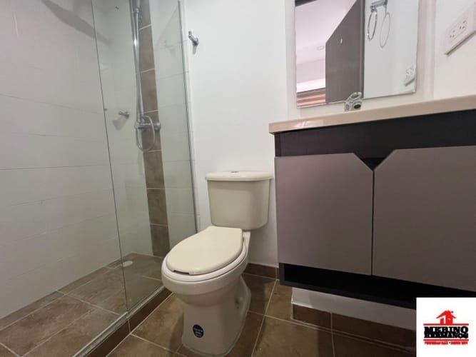 Apartamento de 3 alcobas en arriendo en La Cuenca, Envigado, 71 m² · foto 7 de 17