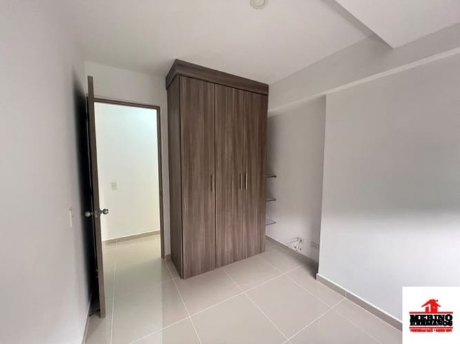 Apartamento de 3 alcobas en arriendo en La Cuenca, Envigado, 71 m² · foto 10 de 17