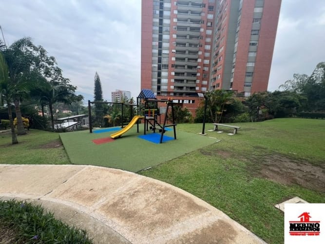 Apartamento de 3 alcobas en arriendo en La Cuenca, Envigado, 71 m² · foto 16 de 17