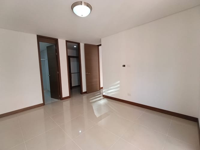 Apartamento de 3 alcobas en arriendo en El Poblado, Medellín, 140 m² · foto 11 de 18