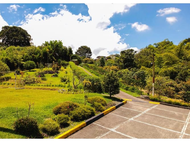 Finca en venta en El Jordan, Pereira, 450 m² · foto 9 de 24